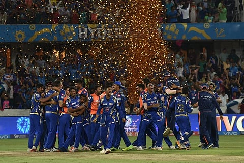 Mumbai Indians celebrate after winning the IPL finals in Hyderabad. (EPS| R.Satish Babu)