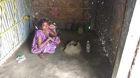 Geeta Mahal shows the earthen chulha where she prepared the lunch for Amit Shah at Naxalbari on Friday. (Photo : Aishik Chanda)