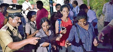 Police detain women protesters at Town Hall | JITHENDRA M