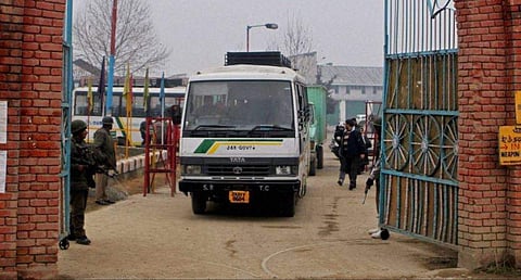 The Srinagar-Muzaffarabad bus service Karawan-e-Aman. (File photo | PTI)