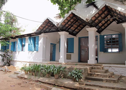 Towns settle into the city