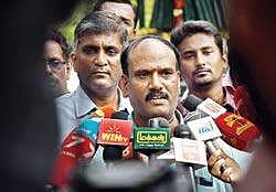 President of teachers’ association at Pachaiyappa’s College speaks to the press on the attack on principal on Friday | ashwin prasath