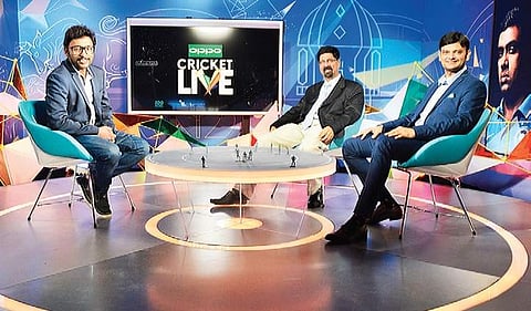 Popular RJ Balaji with Kris Srikkanth and Hemang Badani during a pre-match show