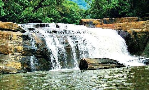 Thommankuthu: Heavens fall here