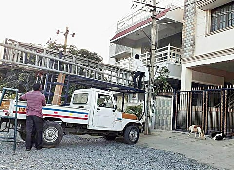 After two years of negligence, BBMP sprung into action to fix streetlights in the area after the minor was sexually assaulted in Bengaluru on Saturday | Manju Shettar