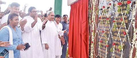 Chief Minister Naveen Patnaik inaugurating the Netaji Subash Chandra Bose bridge over river Kathajodi at Cuttack on Wednesday | Express