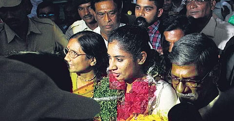 Mithali Raj at the Hyderabad airport on Friday | Sathya keerth