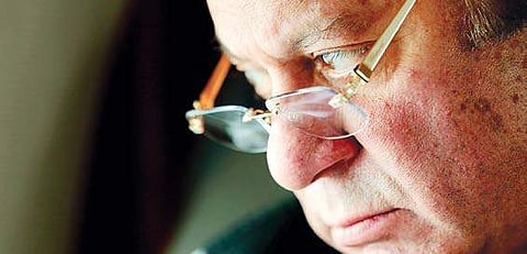 Pak SC ejects sharif