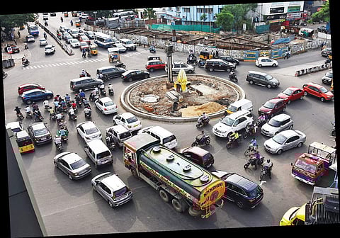 Traffic congestion at Roundtana