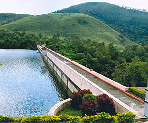 Pakistan opposes the construction of the Kishanganga (330 megawatts) and Ratle (850 megawatts) hydroelectric power plants being built by India in Jammu and Kashmir. (Image for representational puropse)