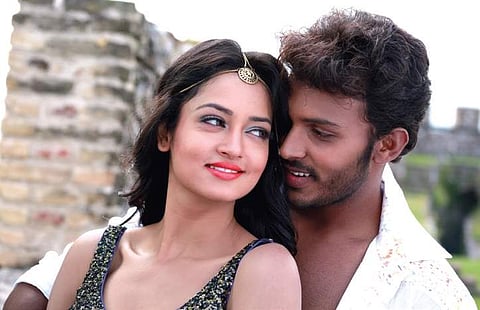 Shanvi Srivastava and Manoranjan in Saheba.