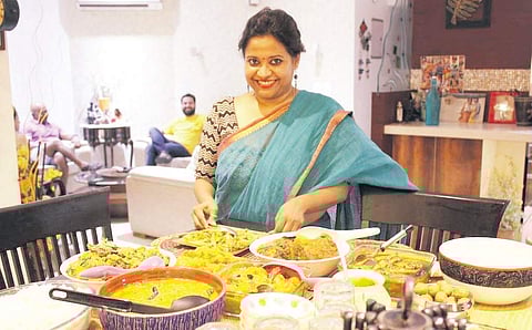 Would you cook for strangers?