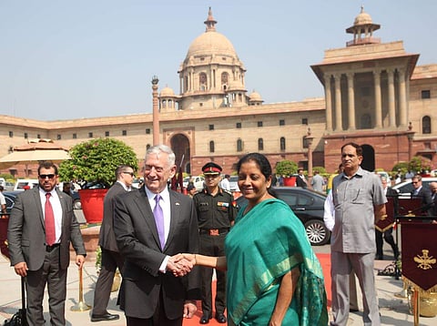 Union defence minister Nirmala Sitharaman welcomes US Defence Secretary Jim Mattis on Tuesday. (Shekhar Yadav | EPS)