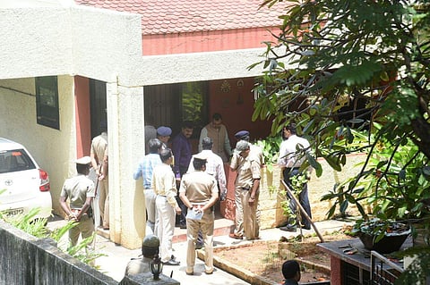 Special Investigation Team led by IG BK Singh at slain journalist Gauri Shankar's residence in Bengaluru on Thursday. (EPS)