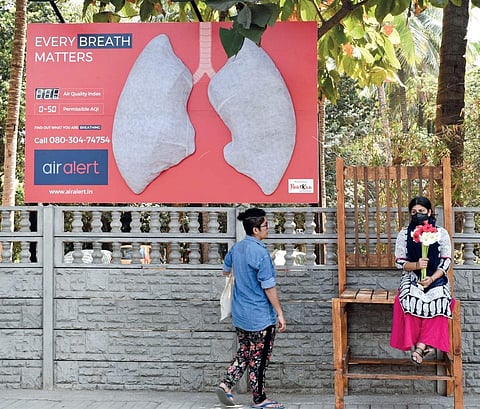 An awareness campaign about air pollution through the art installation Jithendra M