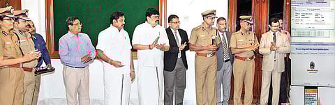 Chief Minister Edappadi K Palaniswami inaugurating the SMS facility for summoning witnesses to courts in the city on Thursday | Express