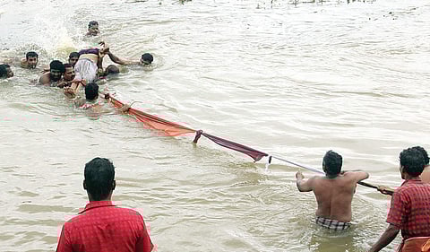 The mine was spotted by a youth who had come to the spot to enjoy the evening breeze.