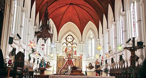 Inside Santhome Basilica, St Thomas Mount and Little Mount Church