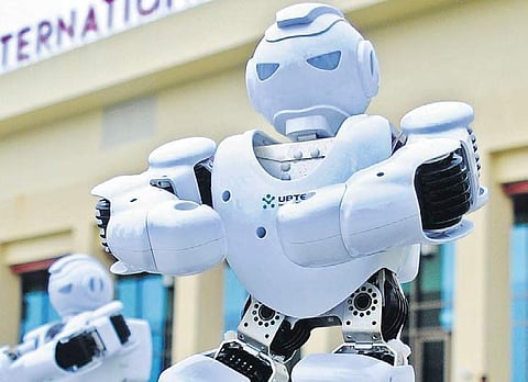 Respite for Kerala police once robots take control of traffic duty