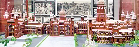 1) Model of the Madras High Court
