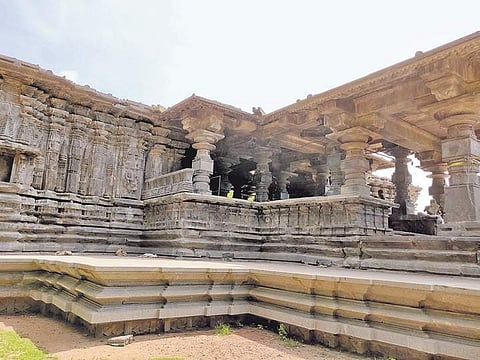 File pictures of Ramappa and Thousand Pillar temples which were built on foundations laid using sandbox technique | Express