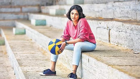 Hariprriya’s tomboyish look in D/o Parvathamma.