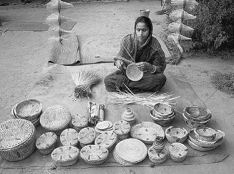 Owing to ban on plastic and craze for eco-friendly products, the demand for golden grass crafts has increased in the international markets.