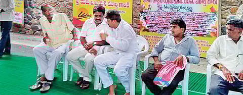 TDP leaders and admirers of departed GITAM founder-president and TDP MLC MVVS Murthi at his residence in Vizag on Friday | Express