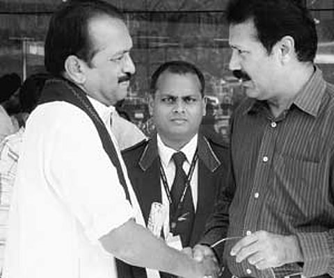 A file image of MDMK chief Vaiko with Puthiya Tamizhagam leader Krishnaswamy at the Chennai airport.
