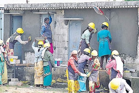With Karnataka Labour Department’s skill development training programme, there is much more hope for women labourers. (Photo | Pandarinath B/ EPS)