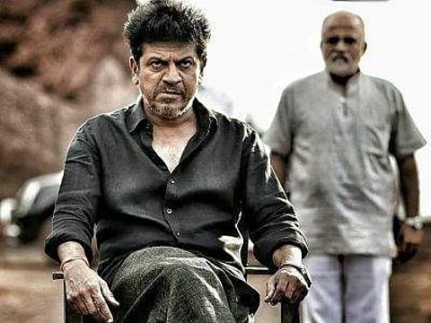 Shivarajkumar as Bhairati Rangaal