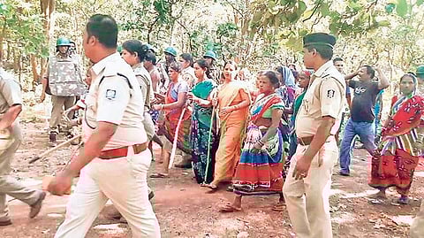 Women protesting felling of trees | Express