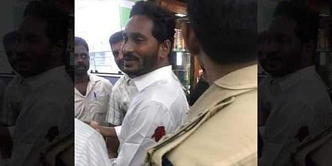 YSRC chief YS Jagan Mohan Reddy was injured on his left arm (Photo | EPS)