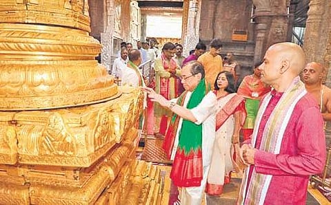 Chief Justice of India Ranjan Gogoi prays at Tirumala temple