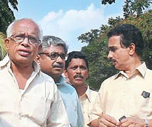 Krishnankutty(L) has been the general secretary of the JD(S).