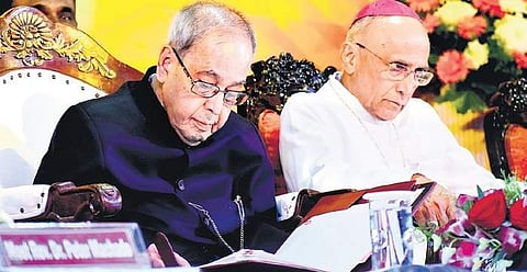 Former President Pranab Mukherjee and Archbishop of Bengaluru Dr Peter Machado at St Joseph’s Institute of Management’s golden jublee celebrations in Bengaluru on Tuesday .| (Pandarinath B | EPS)