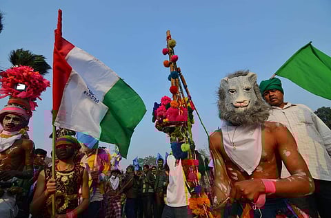 The farmers sporting dark green flags and adorned in the colour in an effort to make themselves heard have started naked protest too. (Photo | EPS/Naveen Kumar)