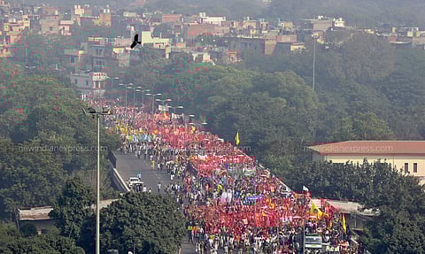 Farmers march in Delhi. (Photo |EPS)