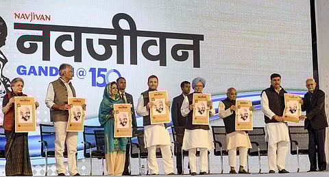 Mohali Congress President Rahul Gandhi former prime minister Manmohan Singh AICC treasurer Motilal Vora Editor-in-Chief of National Herald Zafar Agha and Group Senior Editorial Advisor Mrinal Pande during the launch a commemorative publication of Associat