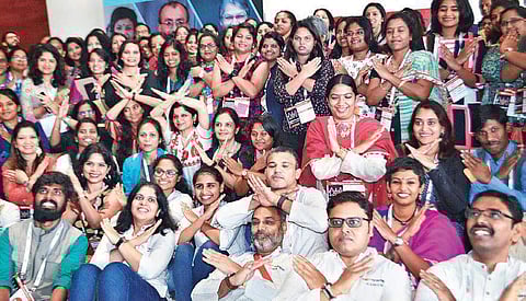 ‘Women should not be left alone in delivery room’