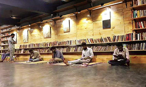 (Above) Koogai Film Movement set up a library to help directors fine tune their techniques. (Left) Padapetti (Reelbox) screens independent films. Nakshatra Krishnamoorthy
