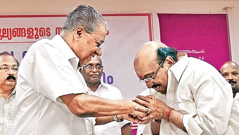 SNDP Yogam general secretary Vellappally Natesan greets Chief Minister Pinarayi Vijayan during a meeting of social organisations on Sabarimala issue in Thiruvananthapuram on Saturday(Photo | EPS/B P Deepu)