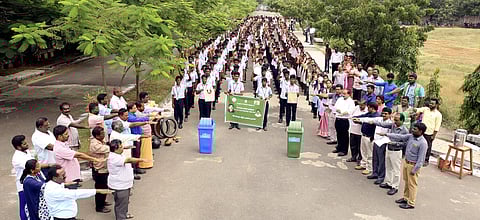 Chennai Corporation conducted a Swacch Bharat and plastic ban awareness program at the CPCL Polytechnic college in Manali | EPS