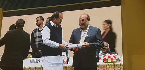 Manipur CM Biren Singh receives ‘Champions of Change’ award from Vice President M Venkaiah Naidu. (Photo by special arrangement)