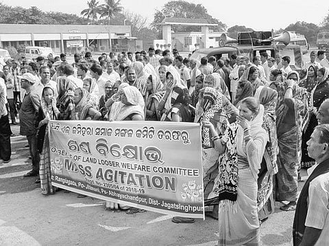 Land losers stage a demonstration near PPL plant in Paradip on Tuesday. (Photo| EPS)