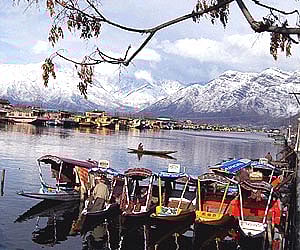 A view of the Dal lake in Srinagar. (File photo: PTI)