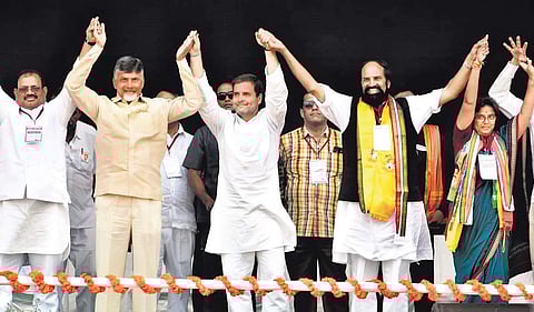Rahul Gandhi, Chandrababu Naidu, TPCC chief N Uttam Kumar Reddy campaign one last time at Kodad on Wednesday. (Photo | EPS)