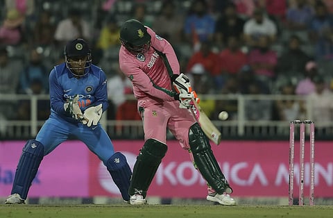 Heinrich Klaasen plays a shot as MS Dhoni watches (File | AP)