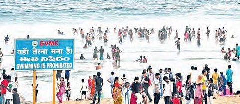 Andhra Pradesh: Strong rip currents make Vizag beaches unsafe