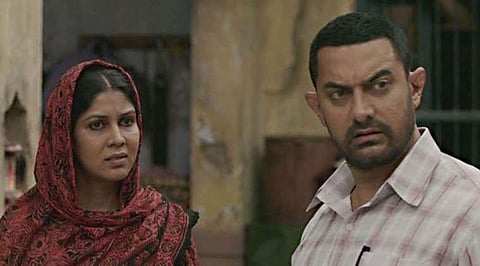 Sakshi Tanwar and Aamir Khan. A still from the film 'Dangal' (Youtube)